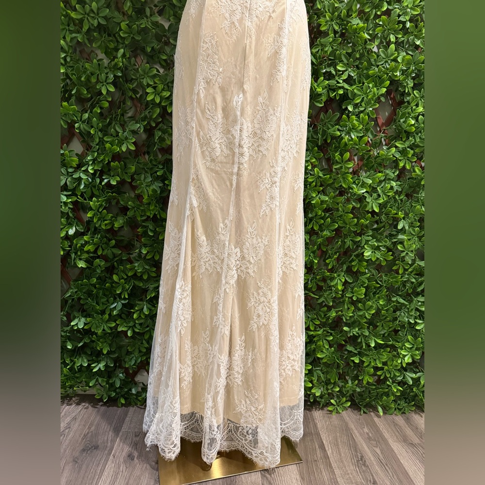 NWT- Moment of Elegance White Lace Strapless Mermaid Dress - Picture 13 of 16